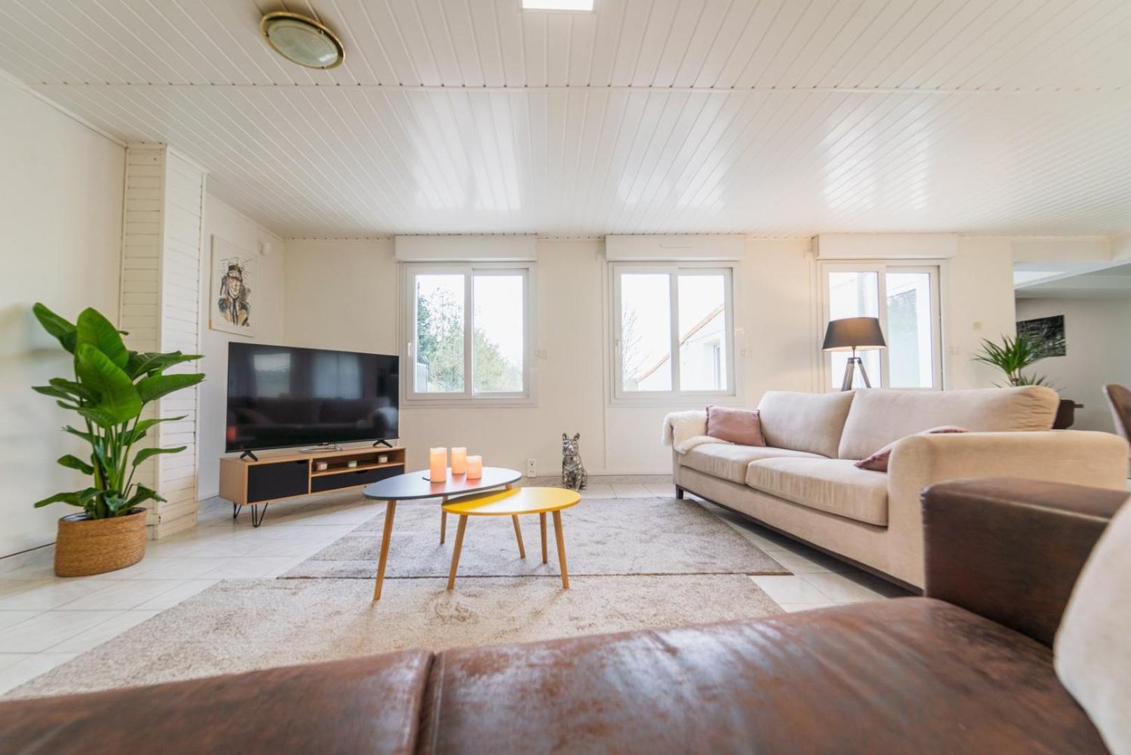 Apartmán Le Gue Sourdeau: 150M² 5 Min From Futuroscope Chasseneuil-du-Poitou Exteriér fotografie